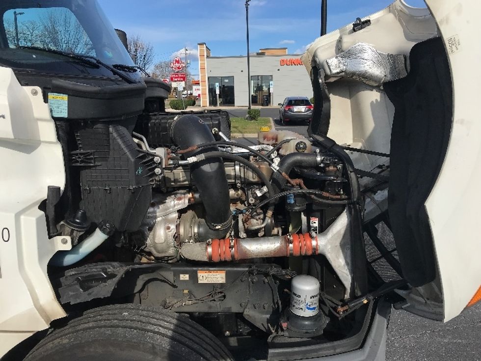 Day Cab Tractor-Heavy Duty Tractors-Freightliner-2021-T12664ST-Allentown-PA-492,990\n\t\tmiles-$ 43,750 - Image 15