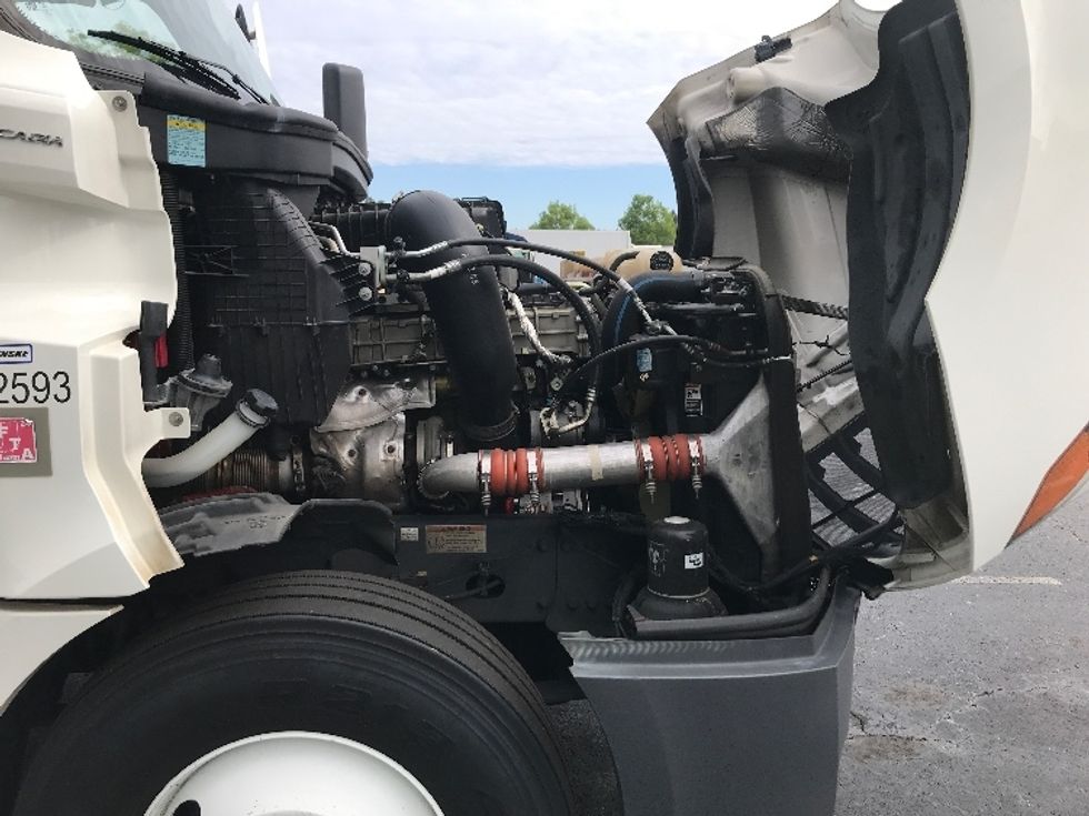 Day Cab Tractor-Heavy Duty Tractors-Freightliner-2021-T12664ST-Augusta-GA-619,272\n\t\tmiles-$ 32,250 - Image 15