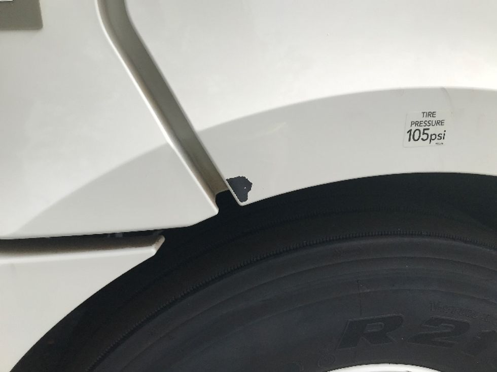 Day Cab Tractor-Heavy Duty Tractors-Freightliner-2021-T12664ST-Augusta-GA-619,272\n\t\tmiles-$ 32,250 - Image 19