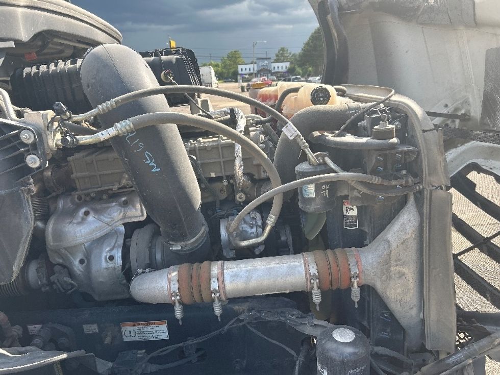 Day Cab Tractor-Heavy Duty Tractors-Freightliner-2021-T12664ST-Belden-MS-235,687\n\t\tmiles-$ 75,000 - Image 15