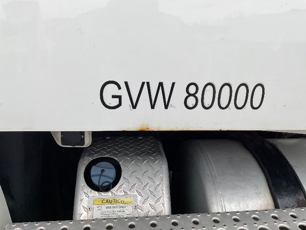 Day Cab Tractor-Heavy Duty Tractors-Freightliner-2021-T12664ST-Binghamton-NY-381,156\n\t\tmiles-$ 50,250 - Image 19