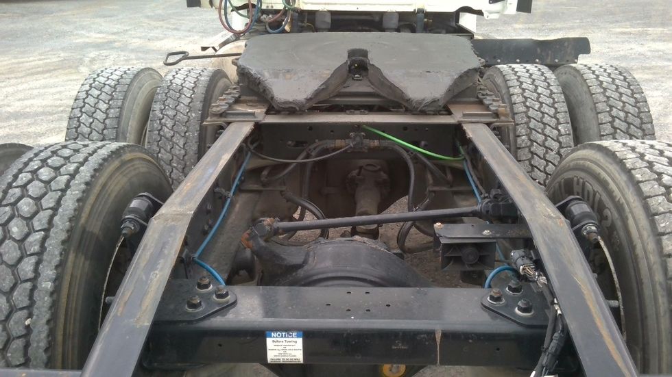 Day Cab Tractor-Heavy Duty Tractors-Freightliner-2021-T12664ST-Boaz-AL-246,527\n\t\tmiles-$ 66,750 - Image 6