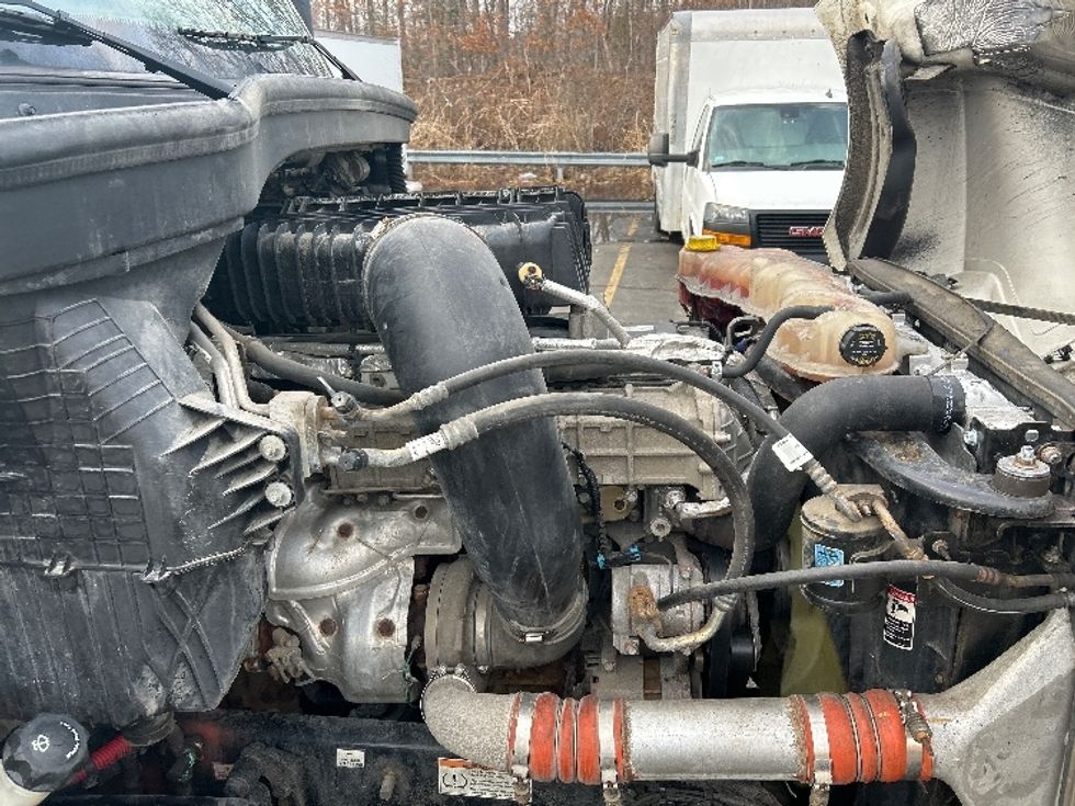 Day Cab Tractor-Heavy Duty Tractors-Freightliner-2021-T12664ST-Braintree-MA-358,326\n\t\tmiles-$ 51,250 - Image 15