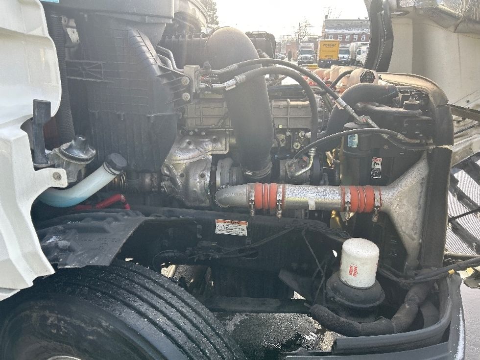 Day Cab Tractor-Heavy Duty Tractors-Freightliner-2021-T12664ST-Braintree-MA-6,555\n\t\tmiles-$ 67,750 - Image 15