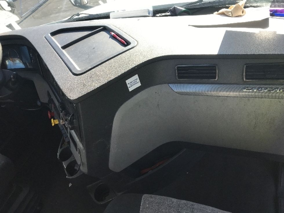 Day Cab Tractor-Heavy Duty Tractors-Freightliner-2021-T12664ST-Burlington-NJ-421,817\n\t\tmiles-$ 58,250 - Image 13