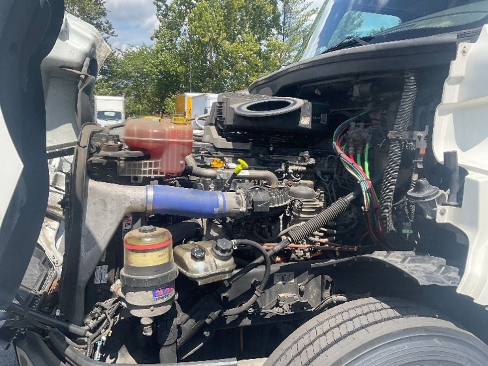 Day Cab Tractor-Heavy Duty Tractors-Freightliner-2021-T12664ST-Capitol Heights-MD-366,884\n\t\tmiles-$ 57,250 - Image 16