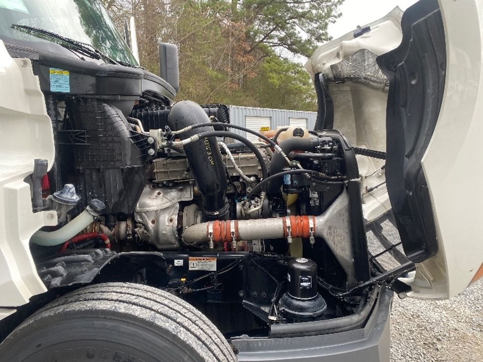 Day Cab Tractor-Heavy Duty Tractors-Freightliner-2021-T12664ST-Cleveland-TN-153,409\n\t\tmiles-$ 73,250 - Image 15