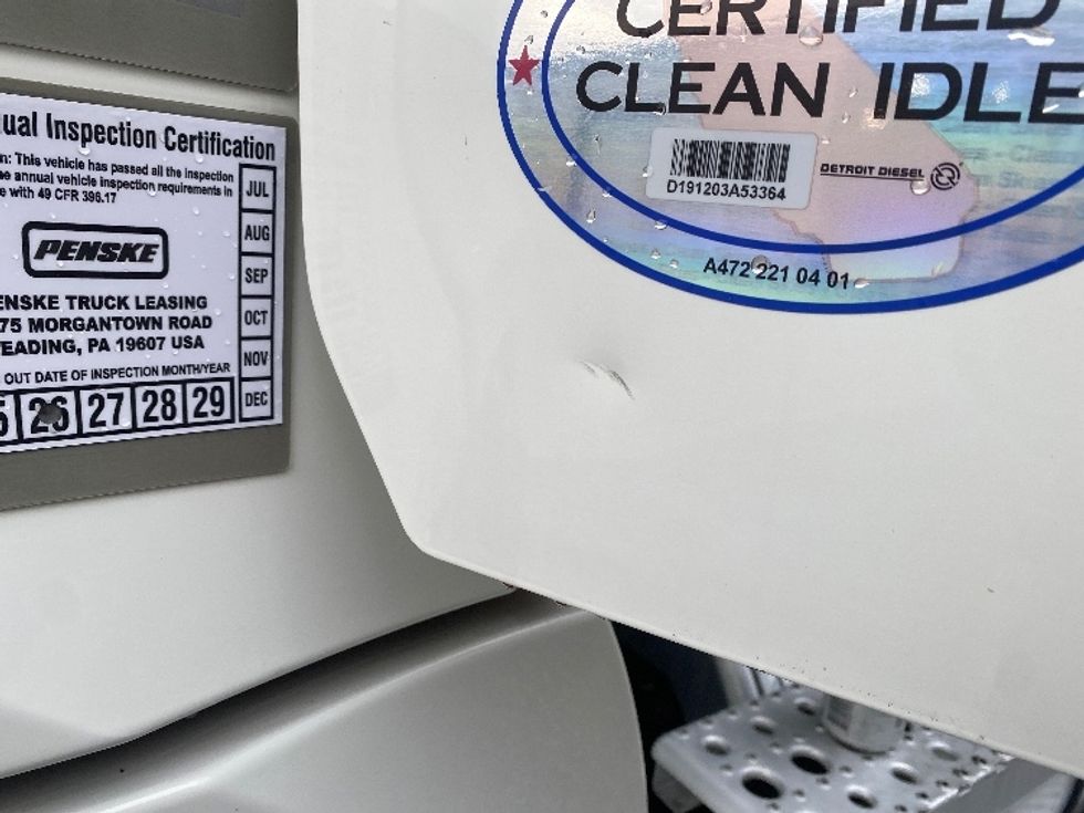 Day Cab Tractor-Heavy Duty Tractors-Freightliner-2021-T12664ST-Cleveland-TN-153,409\n\t\tmiles-$ 73,250 - Image 21