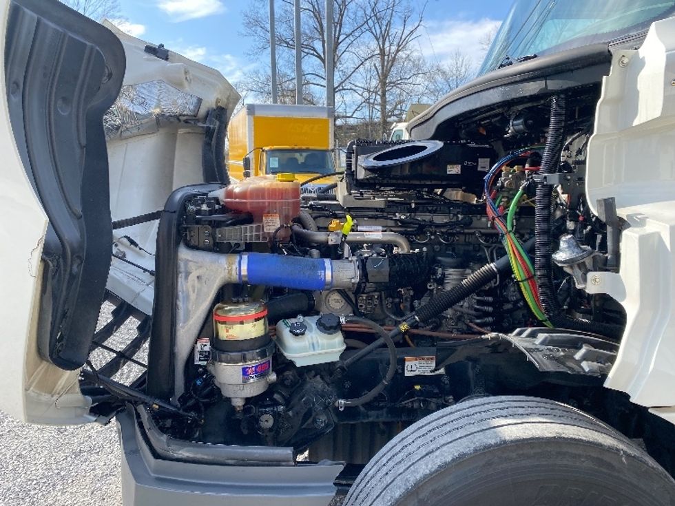 Day Cab Tractor-Heavy Duty Tractors-Freightliner-2021-T12664ST-Cleveland-TN-203,466\n\t\tmiles-$ 71,000 - Image 16