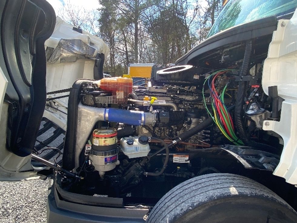 Day Cab Tractor-Heavy Duty Tractors-Freightliner-2021-T12664ST-Cleveland-TN-79,744\n\t\tmiles-$ 79,000 - Image 16