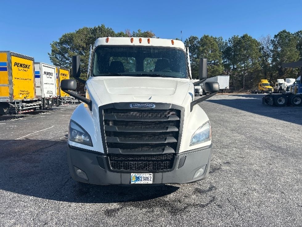 Day Cab Tractor-Heavy Duty Tractors-Freightliner-2021-T12664ST-Conyers-GA-340,258\n\t\tmiles-$ 57,500 - Image 2