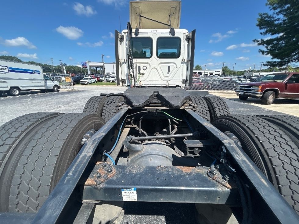 Day Cab Tractor-Heavy Duty Tractors-Freightliner-2021-T12664ST-Conyers-GA-717,446\n\t\tmiles-$ 26,750 - Image 6