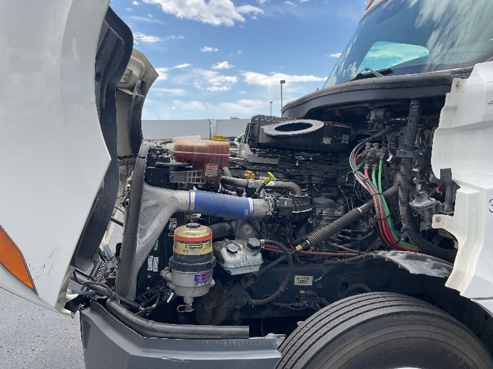 Day Cab Tractor-Heavy Duty Tractors-Freightliner-2021-T12664ST-Denver-CO-329,495\n\t\tmiles-$ 67,250 - Image 15