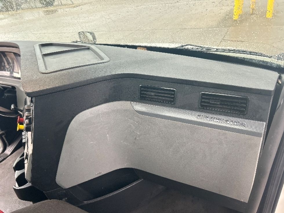 Day Cab Tractor-Heavy Duty Tractors-Freightliner-2021-T12664ST-Des Moines-IA-398,774\n\t\tmiles-$ 56,750 - Image 13