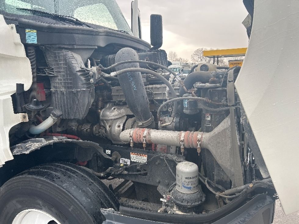 Day Cab Tractor-Heavy Duty Tractors-Freightliner-2021-T12664ST-Des Moines-IA-398,774\n\t\tmiles-$ 56,750 - Image 15