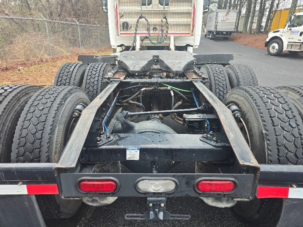 Day Cab Tractor-Heavy Duty Tractors-Freightliner-2021-T12664ST-Duluth-GA-181,680\n\t\tmiles-$ 73,000 - Image 6