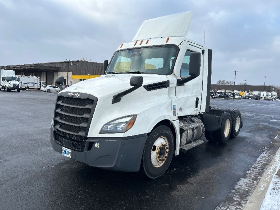 Day Cab Tractor-Heavy Duty Tractors-Freightliner-2021-T12664ST-East Chicago-IN-286,685\n\t\tmiles-$ 62,250 - Image 3