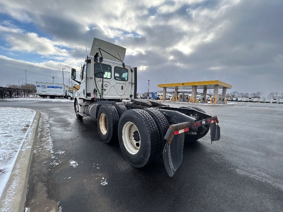 Day Cab Tractor-Heavy Duty Tractors-Freightliner-2021-T12664ST-East Chicago-IN-286,685\n\t\tmiles-$ 62,250 - Image 5
