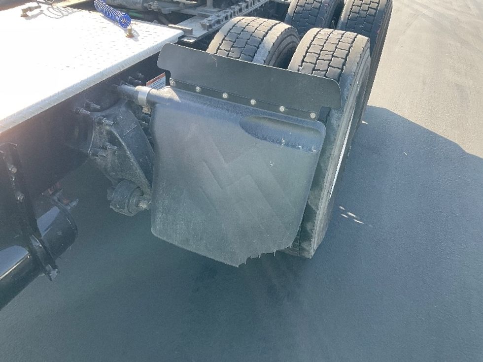 Day Cab Tractor-Heavy Duty Tractors-Freightliner-2021-T12664ST-Fontana-CA-310,349\n\t\tmiles-$ 84,750 - Image 20