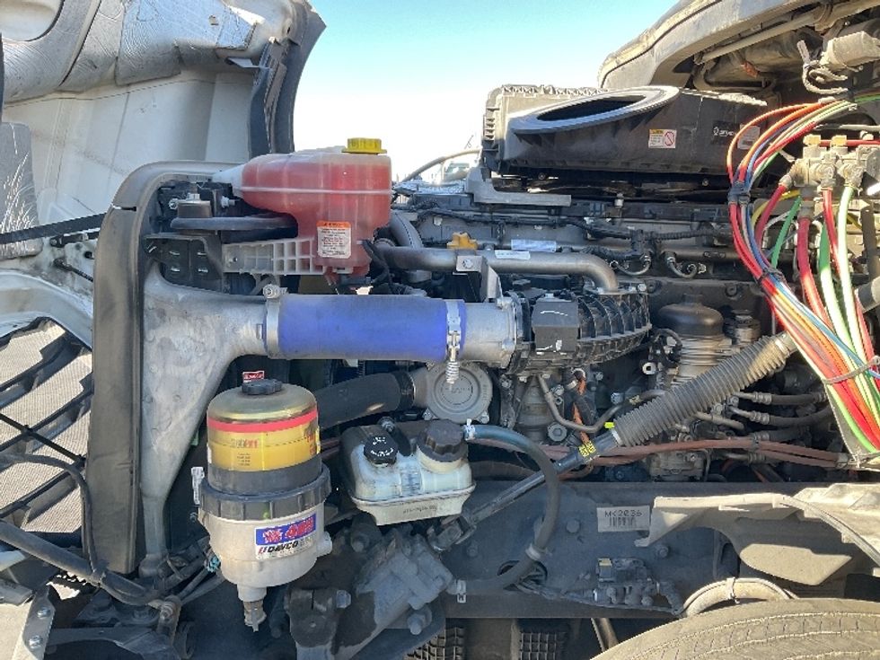 Day Cab Tractor-Heavy Duty Tractors-Freightliner-2021-T12664ST-Fontana-CA-312,744\n\t\tmiles-$ 84,750 - Image 16