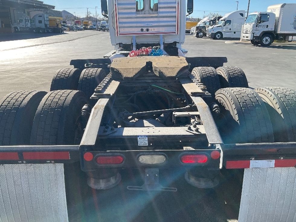 Day Cab Tractor-Heavy Duty Tractors-Freightliner-2021-T12664ST-Fontana-CA-312,744\n\t\tmiles-$ 84,750 - Image 6
