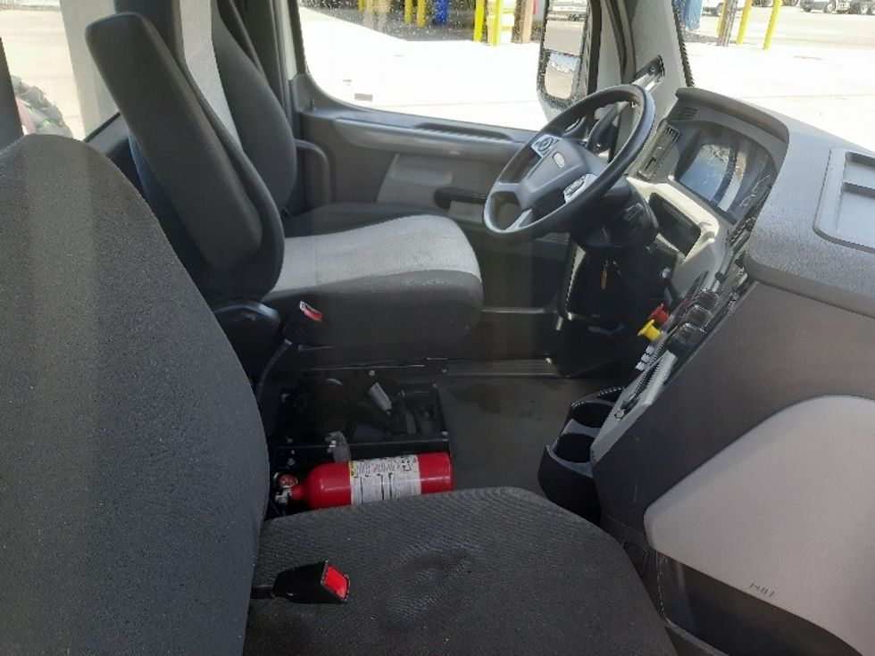 Day Cab Tractor-Heavy Duty Tractors-Freightliner-2021-T12664ST-Fort Worth-TX-560,012\n\t\tmiles-$ 47,250 - Image 14