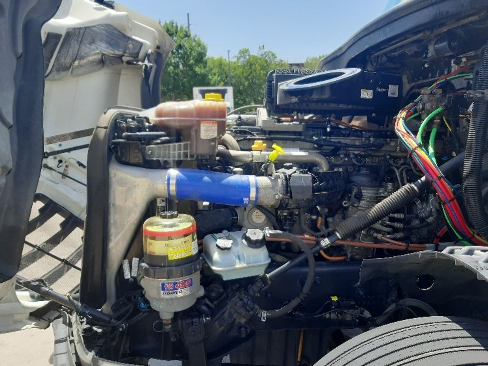 Day Cab Tractor-Heavy Duty Tractors-Freightliner-2021-T12664ST-Fort Worth-TX-560,012\n\t\tmiles-$ 47,250 - Image 16