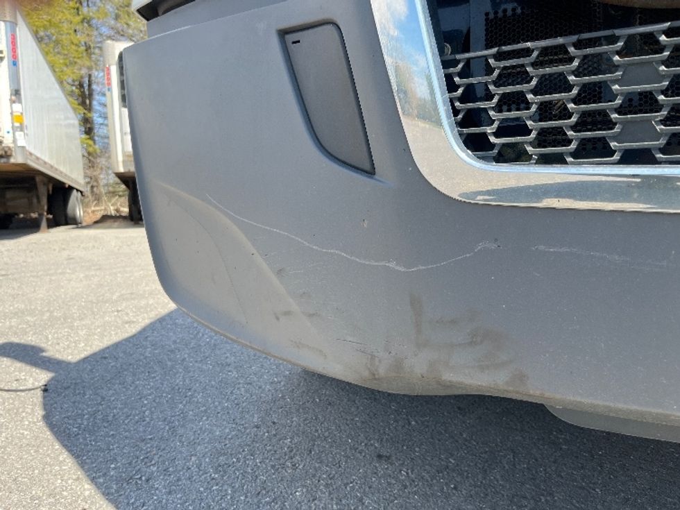 Day Cab Tractor-Heavy Duty Tractors-Freightliner-2021-T12664ST-Franklin-MA-666,502\n\t\tmiles-$ 27,250 - Image 17