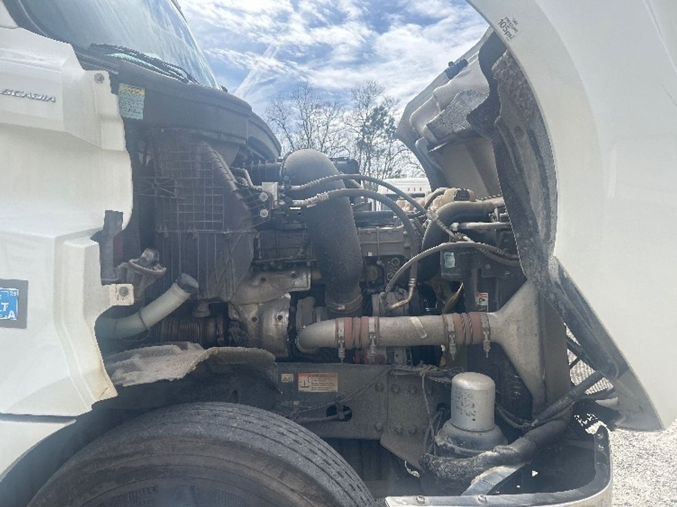 Day Cab Tractor-Heavy Duty Tractors-Freightliner-2021-T12664ST-Garden City-GA-168,956\n\t\tmiles-$ 73,750 - Image 15