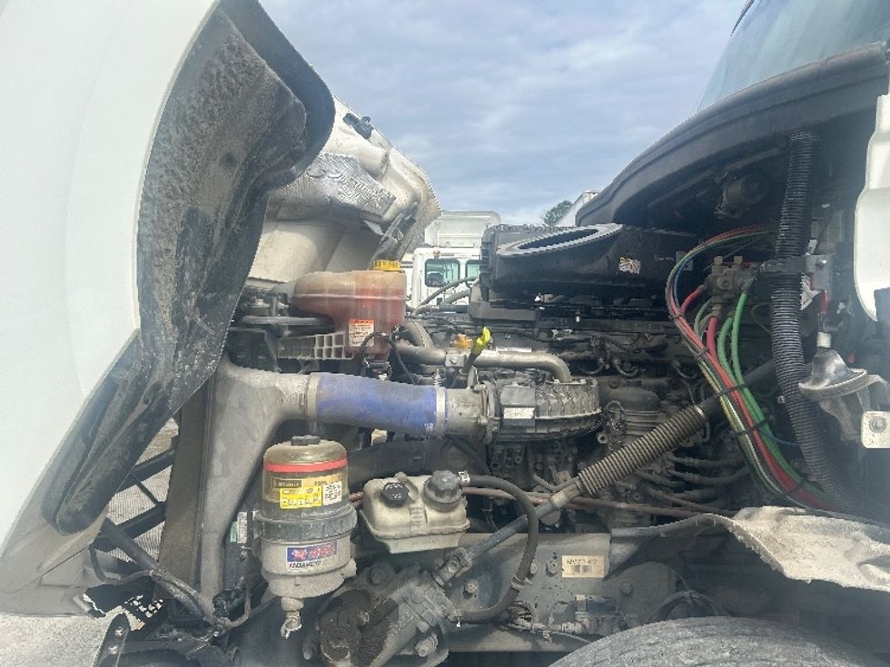 Day Cab Tractor-Heavy Duty Tractors-Freightliner-2021-T12664ST-Garden City-GA-168,956\n\t\tmiles-$ 73,750 - Image 16