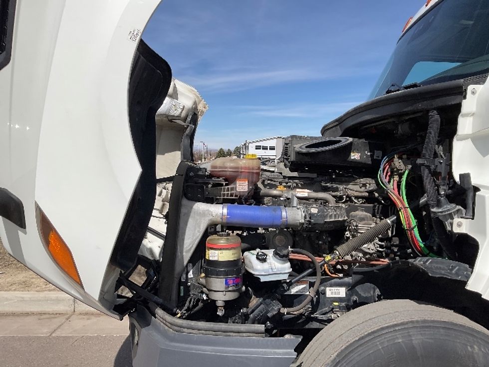 Day Cab Tractor-Heavy Duty Tractors-Freightliner-2021-T12664ST-Greeley-CO-254,432\n\t\tmiles-$ 76,500 - Image 16