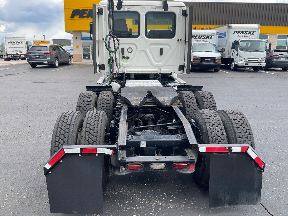 Day Cab Tractor-Heavy Duty Tractors-Freightliner-2021-T12664ST-Greeley-CO-317,460\n\t\tmiles-$ 71,000 - Image 6