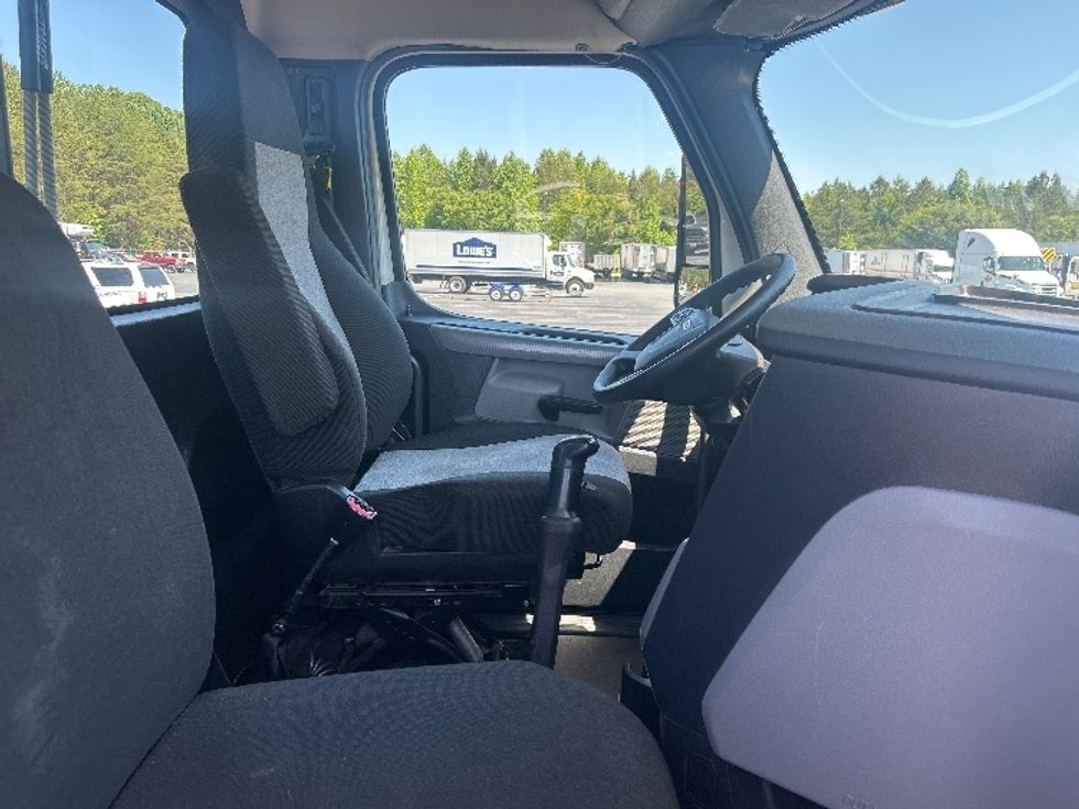 Day Cab Tractor-Heavy Duty Tractors-Freightliner-2021-T12664ST-Greensboro-NC-297,456\n\t\tmiles-$ 58,500 - Image 14