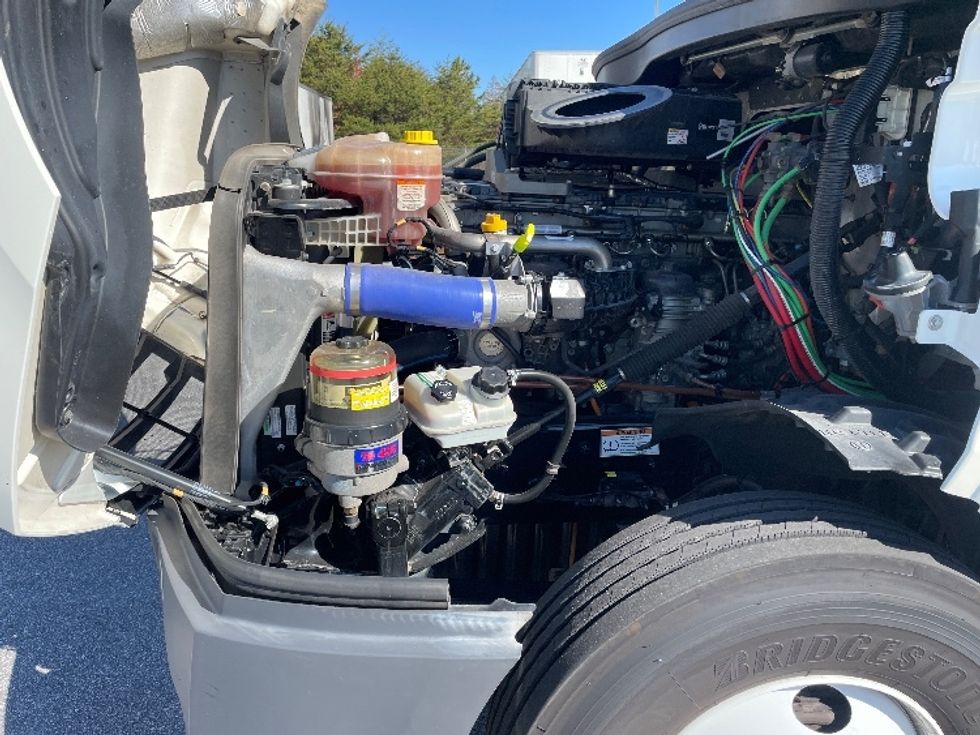 Day Cab Tractor-Heavy Duty Tractors-Freightliner-2021-T12664ST-Greenville-SC-263,074\n\t\tmiles-$ 68,500 - Image 15