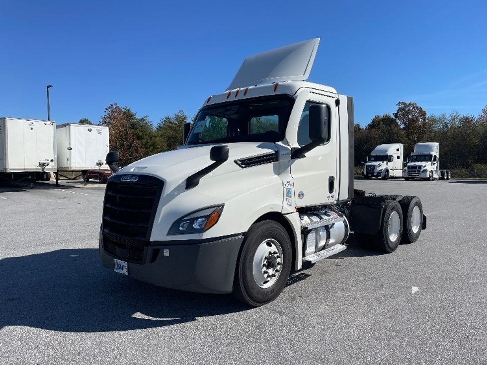 Day Cab Tractor-Heavy Duty Tractors-Freightliner-2021-T12664ST-Greenville-SC-263,074\n\t\tmiles-$ 68,500 - Image 3