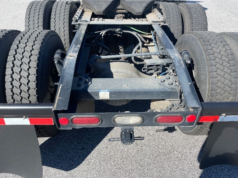 Day Cab Tractor-Heavy Duty Tractors-Freightliner-2021-T12664ST-Greenville-SC-263,074\n\t\tmiles-$ 68,500 - Image 5