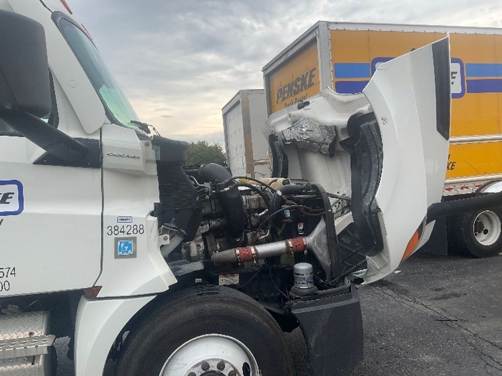 Day Cab Tractor-Heavy Duty Tractors-Freightliner-2021-T12664ST-Harrisburg-PA-544,747\n\t\tmiles-$ 40,000 - Image 15