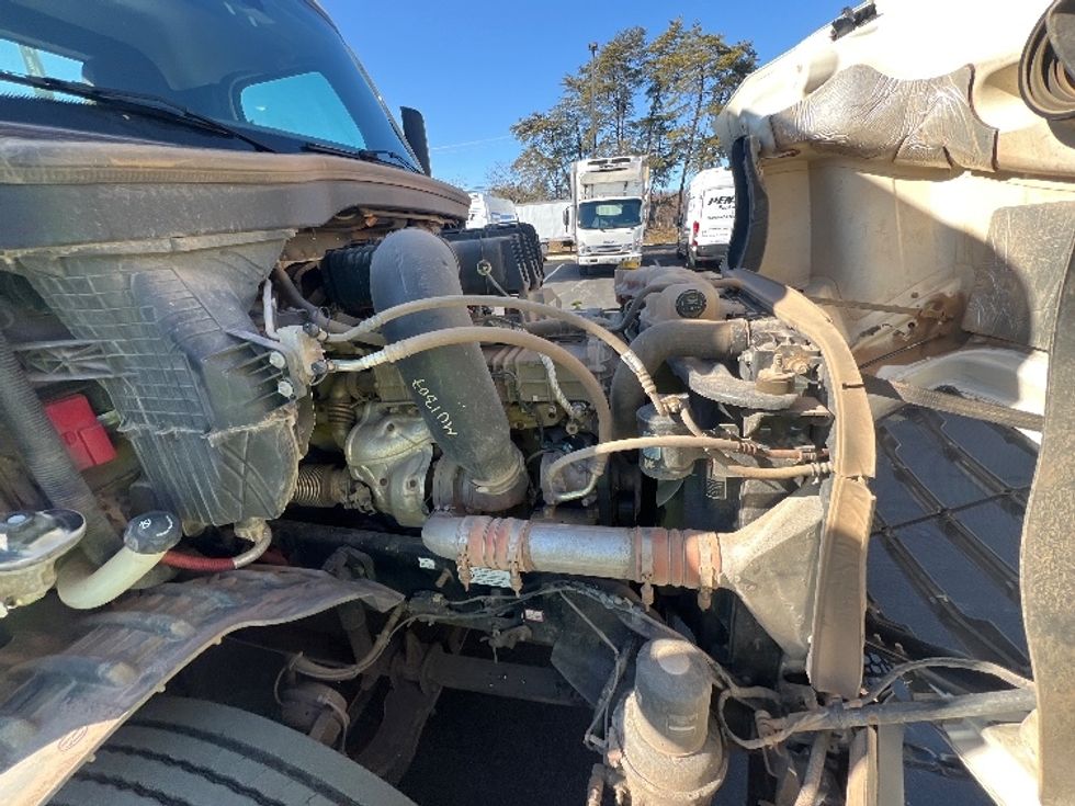 Day Cab Tractor-Heavy Duty Tractors-Freightliner-2021-T12664ST-Jessup-MD-192,308\n\t\tmiles-$ 65,500 - Image 16