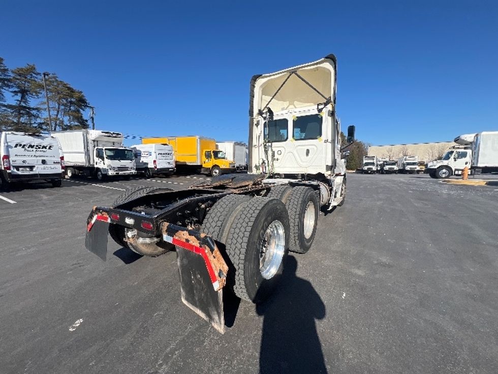Day Cab Tractor-Heavy Duty Tractors-Freightliner-2021-T12664ST-Jessup-MD-192,308\n\t\tmiles-$ 65,500 - Image 7