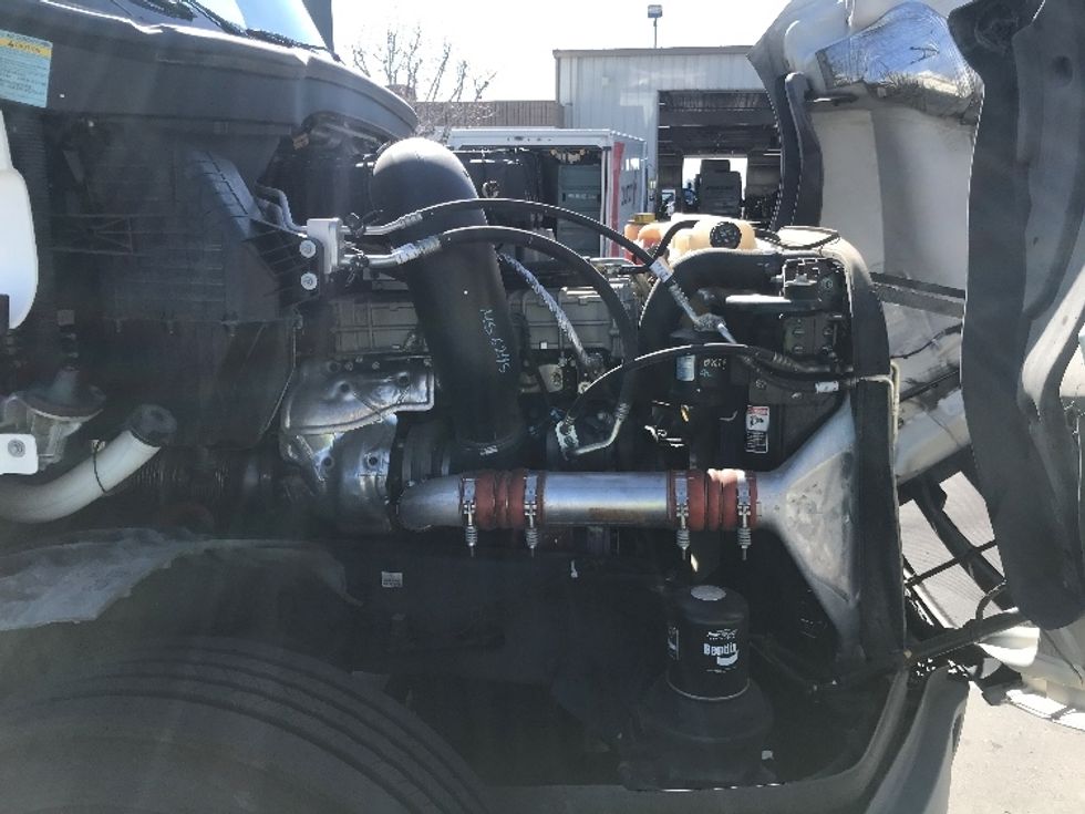 Day Cab Tractor-Heavy Duty Tractors-Freightliner-2021-T12664ST-Jurupa Valley-CA-232,057\n\t\tmiles-$ 82,250 - Image 15