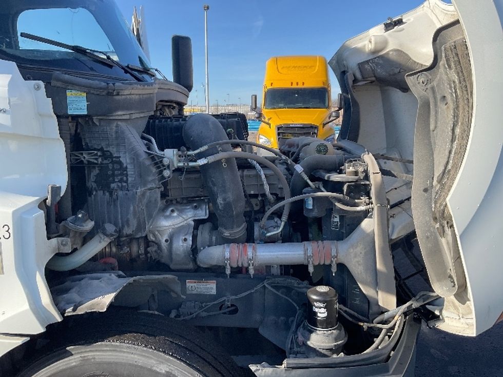 Day Cab Tractor-Heavy Duty Tractors-Freightliner-2021-T12664ST-Kansas City-MO-201,796\n\t\tmiles-$ 71,750 - Image 15