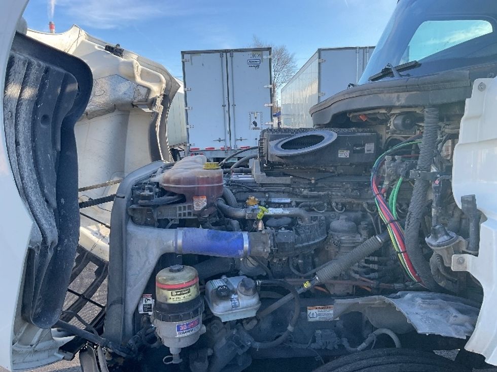 Day Cab Tractor-Heavy Duty Tractors-Freightliner-2021-T12664ST-Kansas City-MO-201,796\n\t\tmiles-$ 71,750 - Image 16