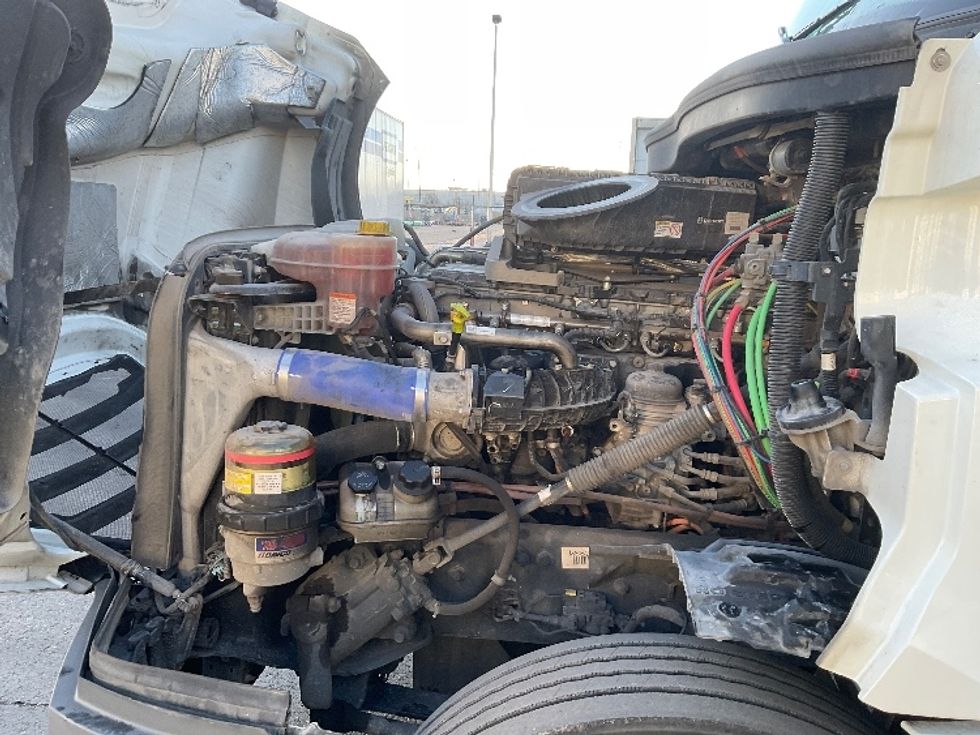 Day Cab Tractor-Heavy Duty Tractors-Freightliner-2021-T12664ST-Kansas City-MO-340,150\n\t\tmiles-$ 60,750 - Image 15