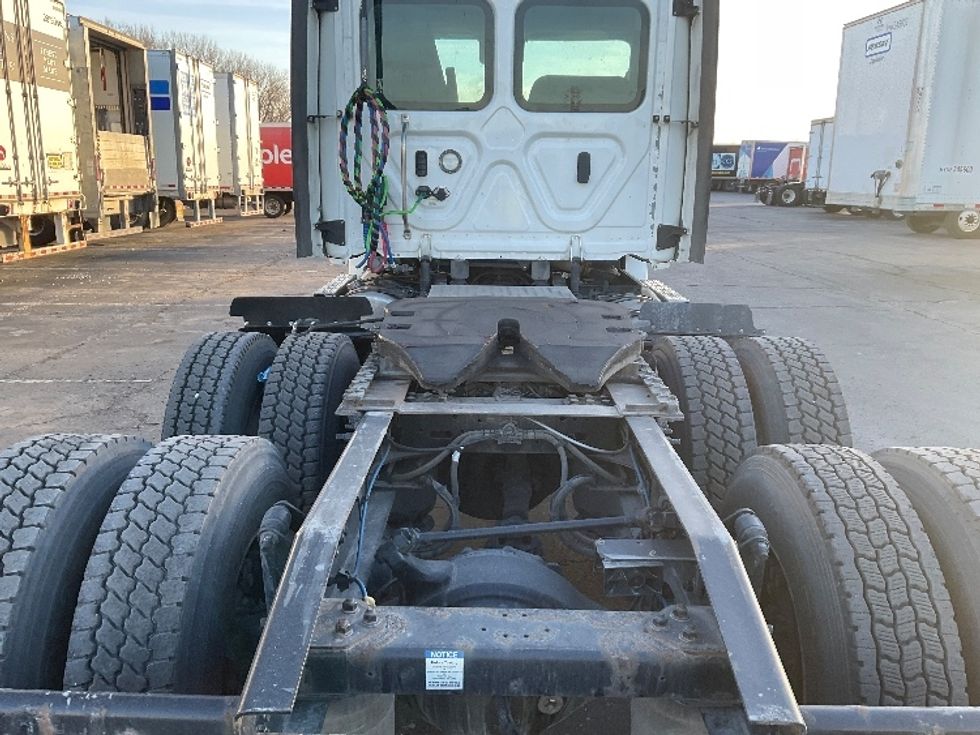 Day Cab Tractor-Heavy Duty Tractors-Freightliner-2021-T12664ST-Kansas City-MO-340,150\n\t\tmiles-$ 60,750 - Image 6