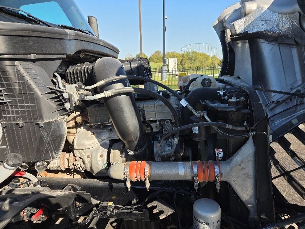 Day Cab Tractor-Heavy Duty Tractors-Freightliner-2021-T12664ST-Kansas City-MO-361,857\n\t\tmiles-$ 62,500 - Image 15