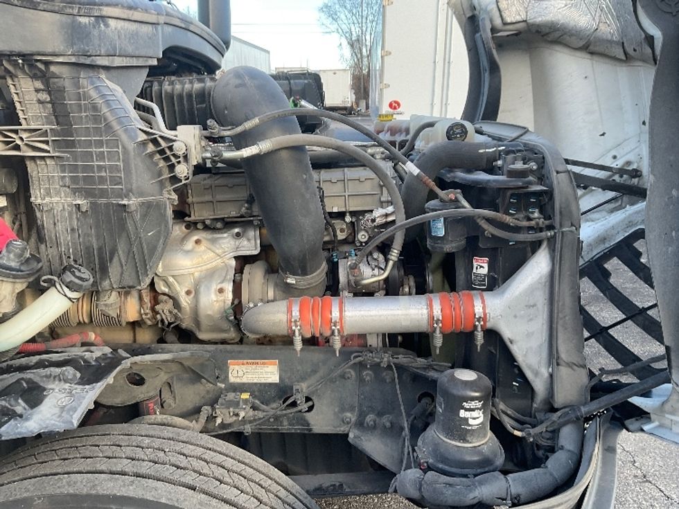 Day Cab Tractor-Heavy Duty Tractors-Freightliner-2021-T12664ST-Kansas City-MO-421,837\n\t\tmiles-$ 55,750 - Image 15