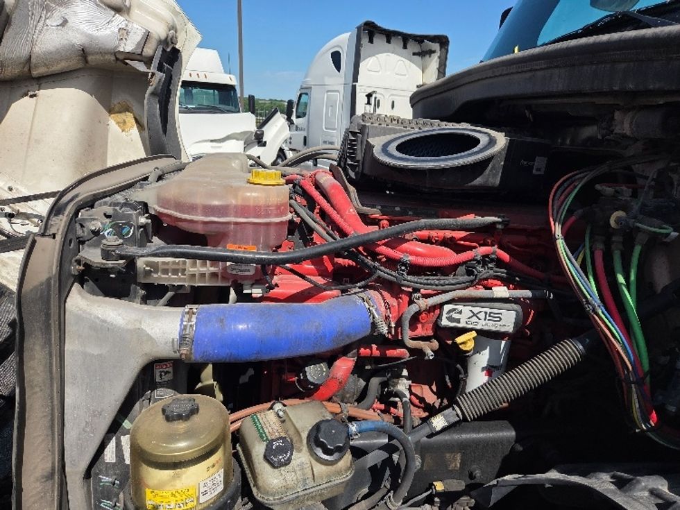 Day Cab Tractor-Heavy Duty Tractors-Freightliner-2021-T12664ST-Kansas City-MO-580,507\n\t\tmiles-$ 40,500 - Image 16