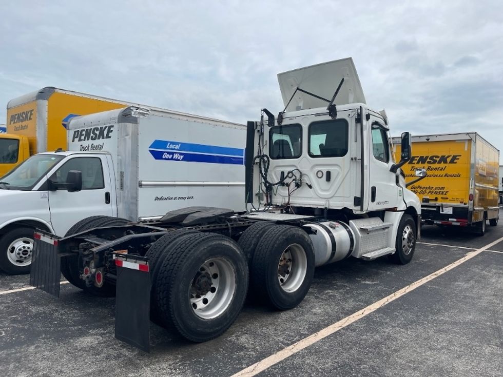 Day Cab Tractor-Heavy Duty Tractors-Freightliner-2021-T12664ST-Kansas City-MO-596,204\n\t\tmiles-$ 10,000 - Image 6