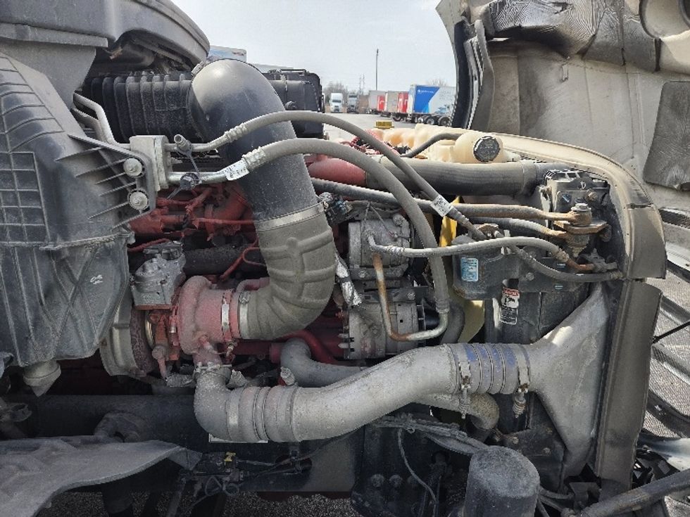 Day Cab Tractor-Heavy Duty Tractors-Freightliner-2021-T12664ST-Kansas City-MO-602,681\n\t\tmiles-$ 37,250 - Image 15