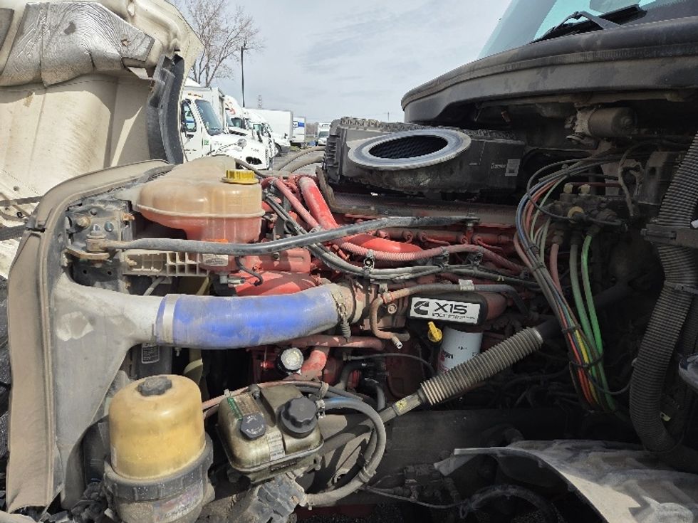 Day Cab Tractor-Heavy Duty Tractors-Freightliner-2021-T12664ST-Kansas City-MO-602,681\n\t\tmiles-$ 37,250 - Image 16